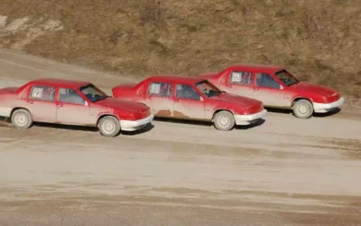 Folkrace – en motorsport där skrot blir skönhet
